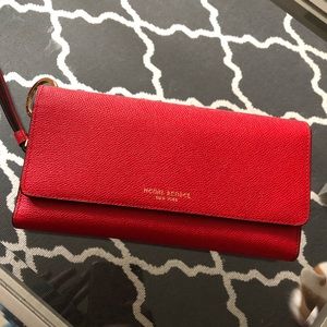 Henri Bendel Uptown Out & About Organizer Wallet